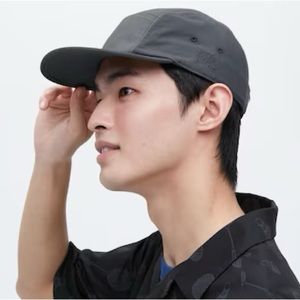 🔘🔘 JW Anderson x Uniqlo Gray Color-Block Cap